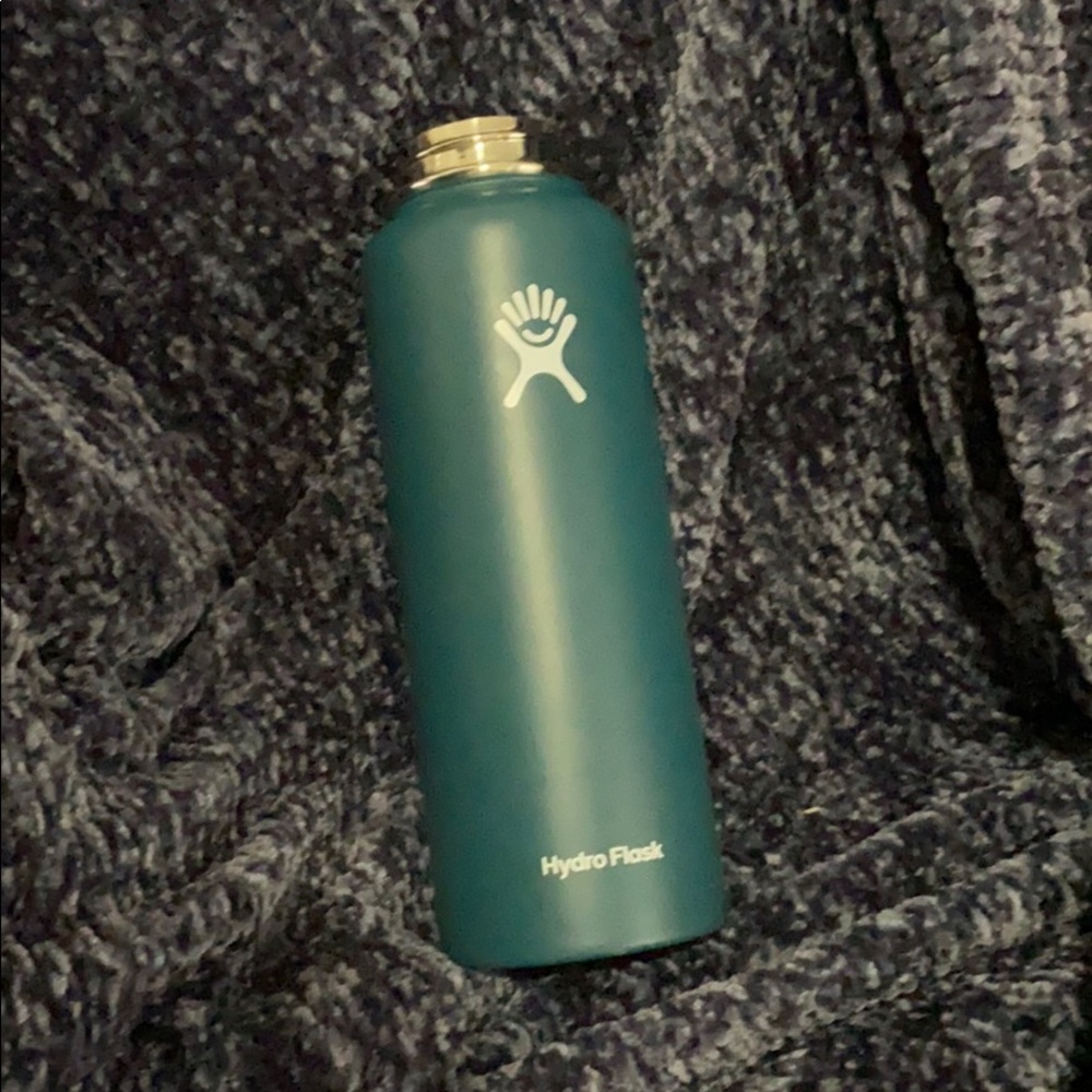 40 oz JADE HYDRO FLASK